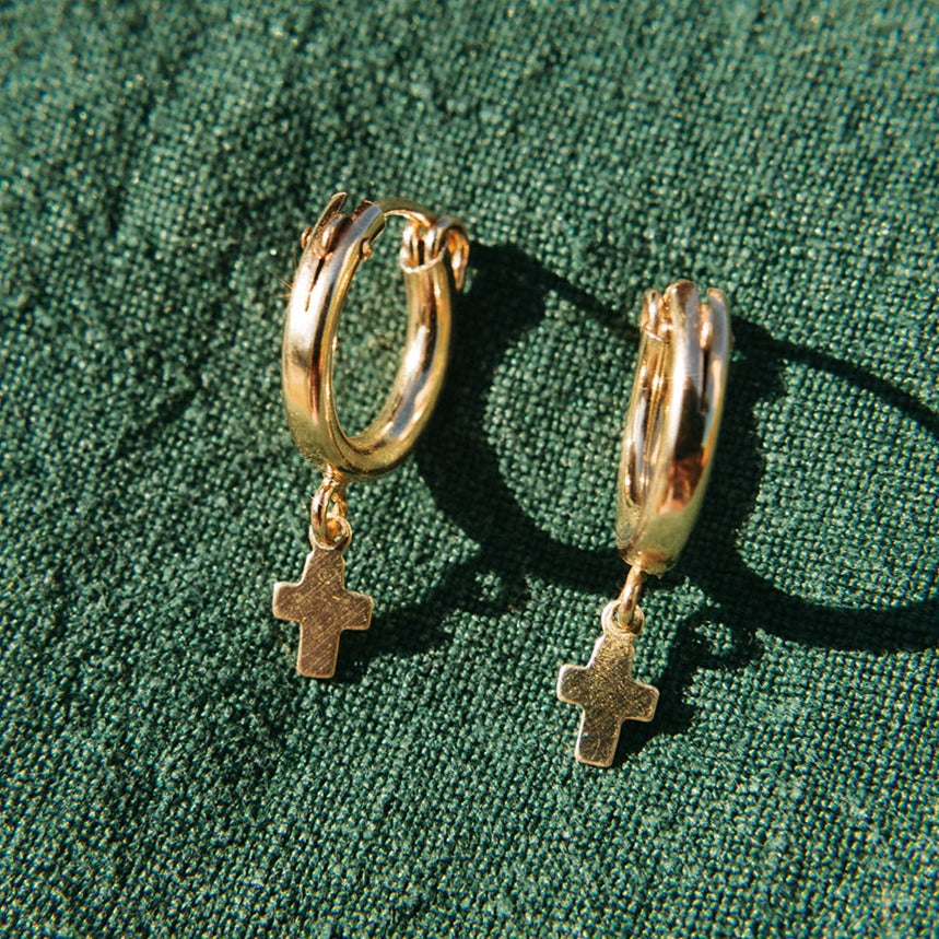 Tiny Cross Hoops